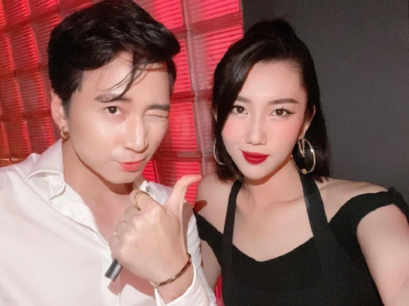 Sau tất cả, loạt ảnh cưới chỉ là dự án hợp tác của Thúy Ngân và Karik. Ảnh: Sức Khỏe và Đời Sống.