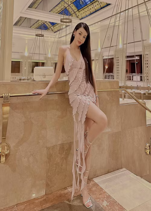 Sau Hoa khôi Du lịch Việt Nam 2020, mỹ nhân gốc Quảng Ngãi im hơi lặng tiếng. Ảnh: Dân Việt.