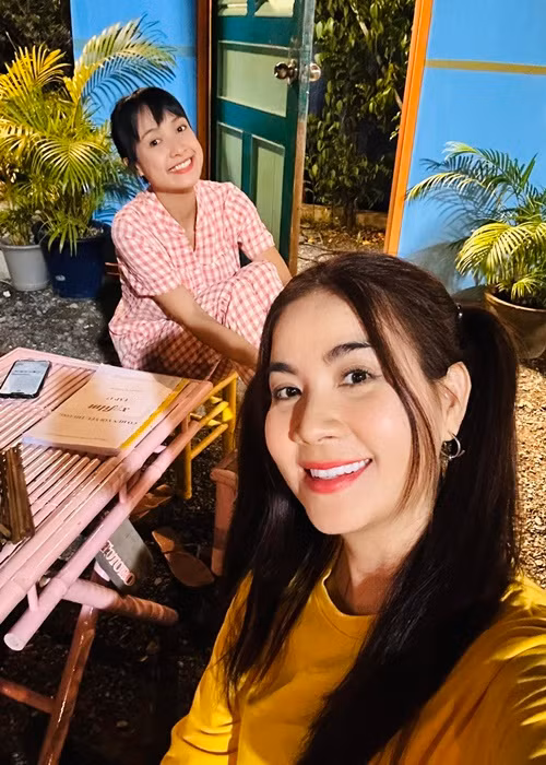 Lê Bê La và Kha Ly hợp tác trong một số bộ phim sau Cổng mặt trời. Ảnh: FBNV.