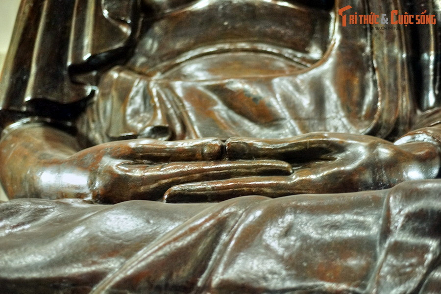 Khi chính phủ Trần Trọng Kim do Nhật Bản hậu thuẫn lên chấp chính năm 1945, những pho tượng đó đã bị hạ xuống như một dấu chấm hết cho quyền lực của người Pháp ở Hà Nội.