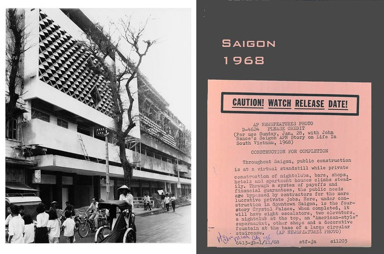 Hình ảnh thương xá Crystal Palace và bản tin tiếng Anh quảng bá công trình sắp ra mắt, năm 1968. Theo bản tin này, khi hoàn tất khu thương xá sẽ có 8 thang cuốn, 2 thang máy, một hộp đêm trên sân thượng, một siêu thị kiểu Mỹ...