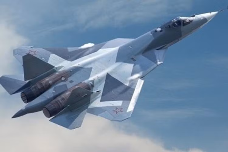 Chiếc Su-57 gần nhất đã được lên kế hoạch giao hàng vào tháng 5, tuy nhiên hiện tại không có tuyên bố chính thức nào về tiến độ mà cơ sở chế tạo cam kết.