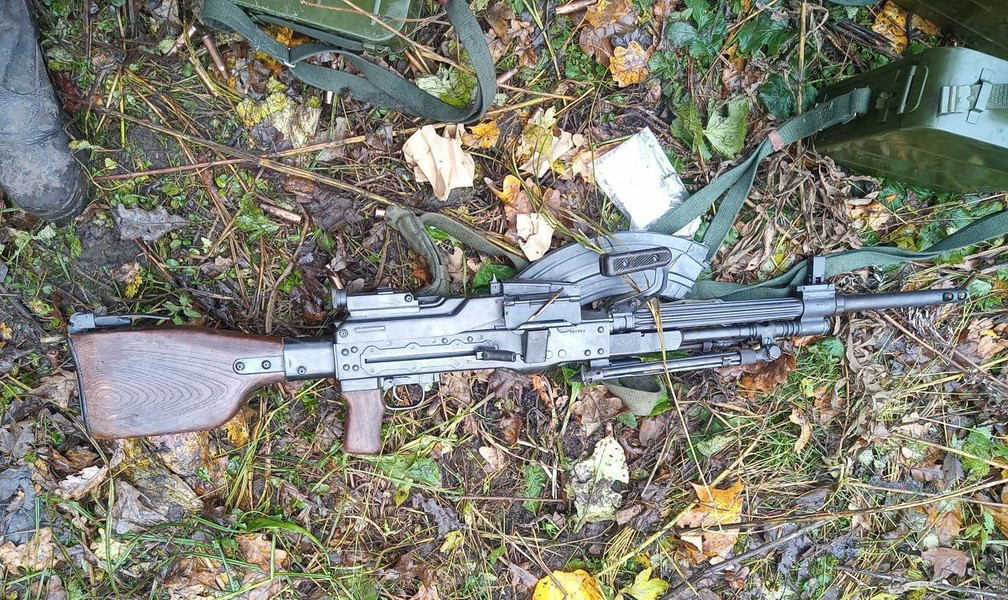 Có những thông tin chưa xác thực rằng quân đội Triều Tiên có thể đã mang theo những khẩu súng này hoặc chúng nằm trong gói viện trợ quân sự cho các lực lượng Nga.