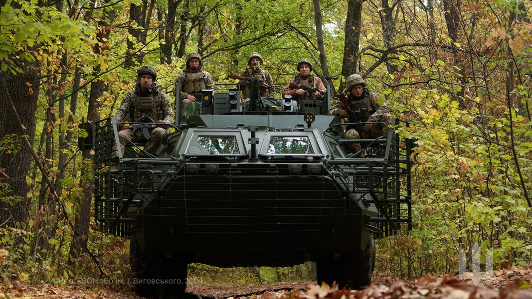 Lữ đoàn cơ giới số 58 trở thành đơn vị thứ tư được trang bị BTR-4E sau thời điểm năm 2022. Trước đó loại thiết giáp nội địa này phục vụ trong Lữ đoàn bộ binh cơ giới số 56 và các Lữ đoàn Spartan, Kara-Dag của Lực lượng Vệ binh Quốc gia Ukraine.