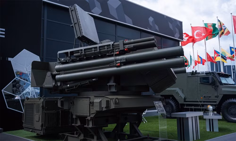 Module tác chiến Pantsir nói trên nhiều khả năng sẽ được đặt tại các cơ sở công nghiệp, trung tâm năng lượng và hành chính quan trọng, hoặc tại một vài vị trí khác để thực hiện chức năng phòng thủ điểm.