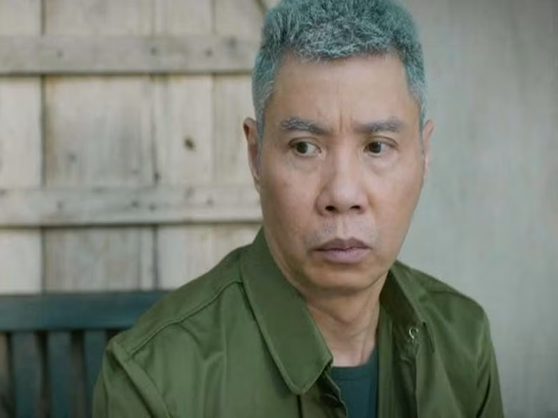 Công Lý đang trong quá trình phục hồi sức khỏe sau khi bị đột quỵ vào năm 2021. Tuy nhiên, anh vẫn tham gia diễn xuất trong các phim truyền hình. Ảnh: FB Ngọc Hà.