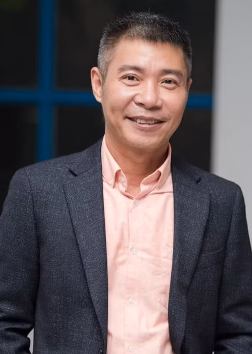 Trên trang cá nhân, NSND Công Lý cho biết, anh sẽ kết thúc vai trò Phó giám đốc Nhà hát Kịch Hà Nội đến hết tháng 3/2025, sau khi hoàn thành trách nhiệm và nhiệm kỳ công tác. Ảnh: FB Công Lý.