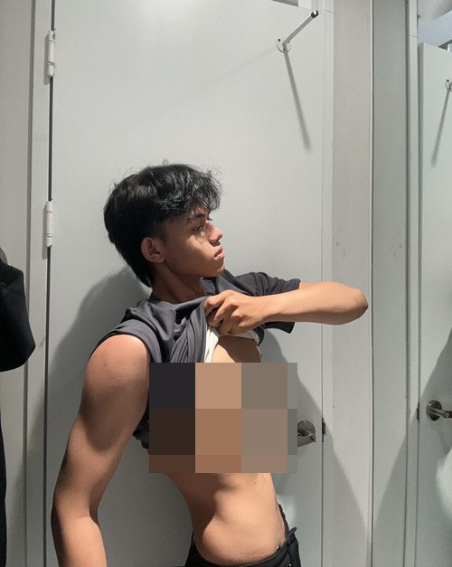 Nawim cao 1m83, nặng 75kg, có thân hình săn chắc. Ảnh: Instagram Nawim.