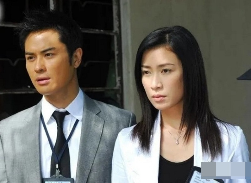 Ngoài Trần Hạo Dân, Xa Thi Mạn từng công khai hẹn hò với nam diễn viên Trịnh Gia Dĩnh. Mối tình bắt đầu khi cả hai đóng chung bộ phim Bằng chứng thép năm 2007 và kết thúc sau ít năm. Ảnh: Người Đưa Tin.