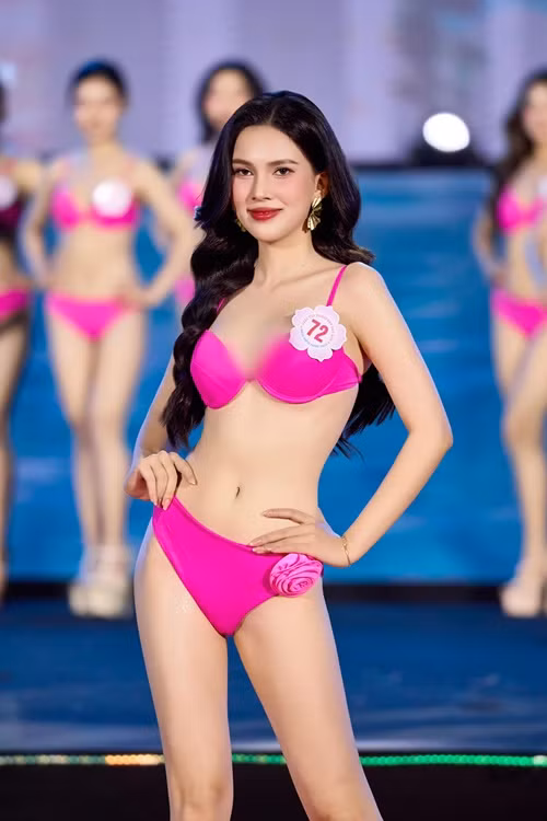 Người đẹp Hoa Ban 2025 khẳng định, cô chưa từng phẫu thuật thẩm mỹ. Ảnh: FB Linh Đan.