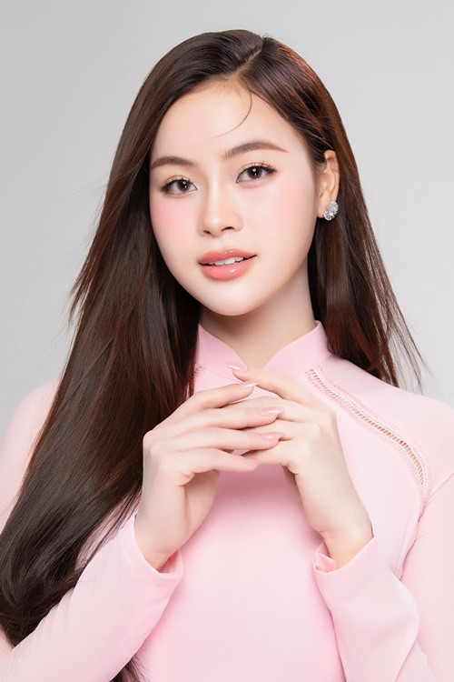 Á hậu Đào Hiền cũng phủ nhận tin đồn dừng lại ở vòng sơ khảo Hoa hậu Việt Nam 2024 do làm răng sứ. Ảnh: FB Đào Hiền.