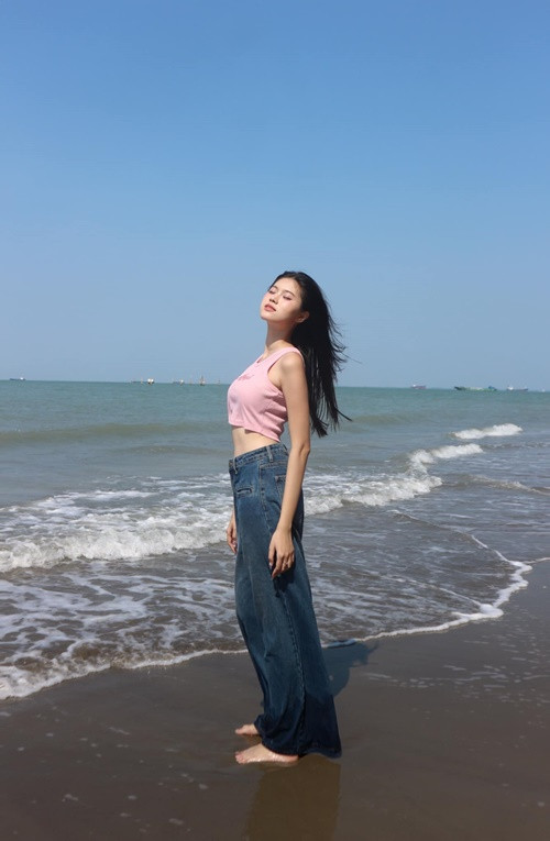 Bảo Hà thừa nhận dù có những hạn chế nhất định, nhưng cô vẫn tự tin về khả năng ngoại ngữ của mình.