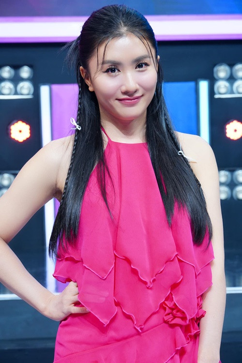 Nguyệt Ánh kinh doanh, đóng phim, tham gia gameshow trong những năm qua. Ảnh: FB Nguyệt Ánh.