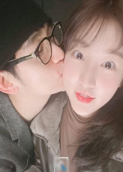 Gold Medalist còn cho biết, một bức ảnh khác của Kim Sae Ron chụp vào ngày 24/12/2019, chứ không phải khi nữ diễn viên còn nhỏ. Ảnh: Starnewskorea.