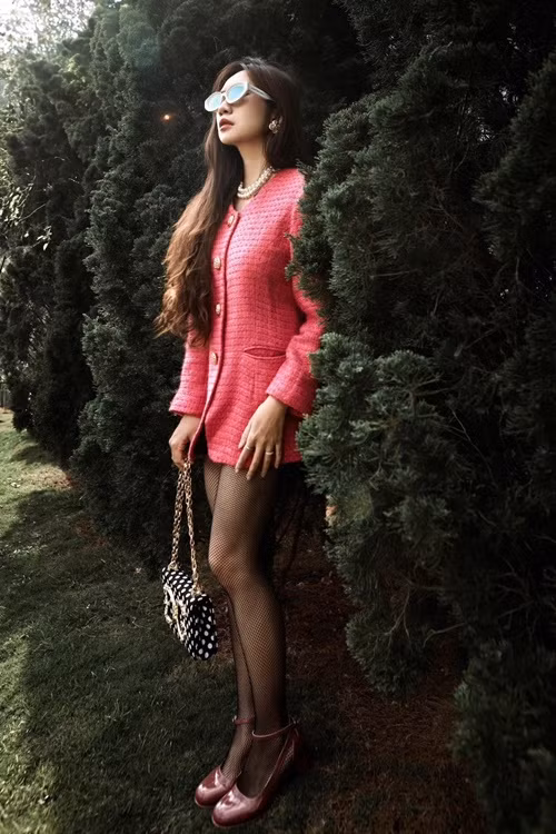 Sắc vóc đáng ghen tỵ của Minh Hà ở tuổi 40.