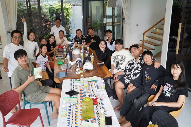 Tuổi 40, Minh Hà có trong tay tất cả mọi thứ. Ngoài tổ ấm hạnh phúc với Lý Hải, cô còn sự nghiệp sản xuất phim ảnh thành công.