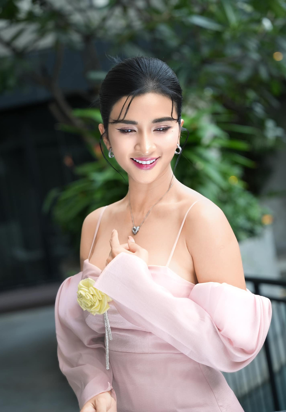 Kim Tuyến từng chia tay bạn trai vì đóng cảnh nóng.