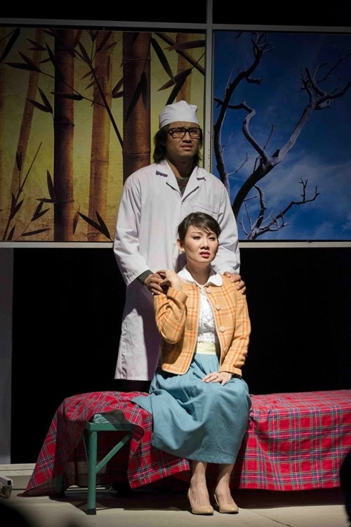 Trên sân khấu, anh góp mặt trong các vở kịch: Gương mặt kẻ khác, Nửa đời hương phấn, Câu hát tìm nhau. Ảnh: Znews.