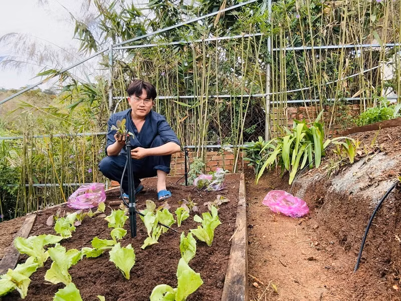 Nhà vườn của Đại Nghĩa là chốn đi về của nam MC vào dịp lễ Tết, cuối tuần hay khi rảnh rỗi.