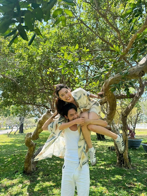 Cặp đôi diễn viên phim 7 năm chưa cưới sẽ chia tay đều kín tiếng về chuyện tình cảm. Ảnh: FB Thúy Ngân.