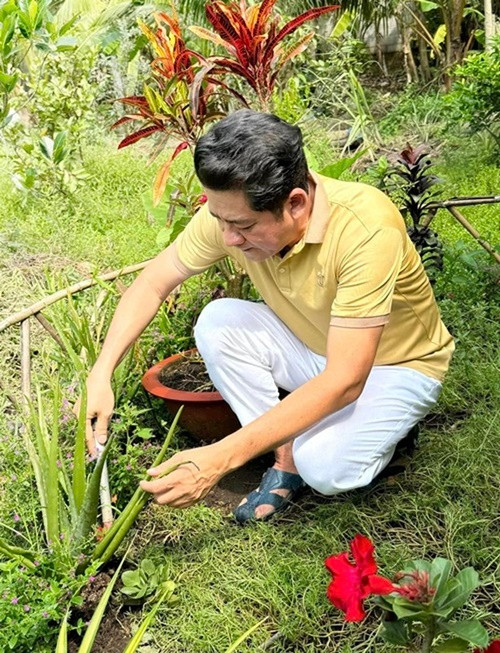 Huỳnh Anh Tuấn sống ở Long An, chỉ về TP HCM khi đóng phim. Ảnh: FB Huỳnh Anh Tuấn.