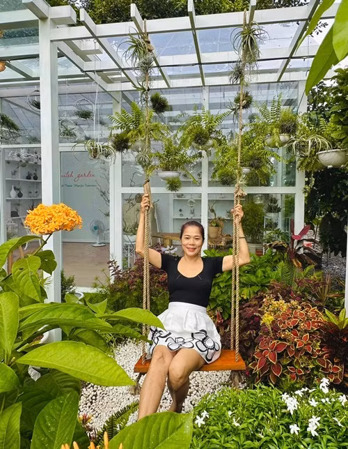 Nhiều cư dân mạng khen ngợi khu vườn của Mỹ Lệ đẹp như chốn thần tiên.