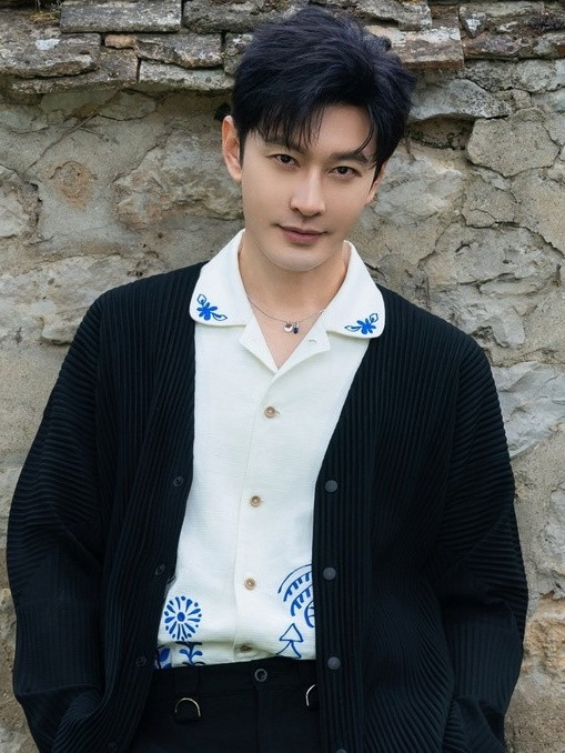 Theo tờ 163 (Trung Quốc), Huỳnh Hiểu Minh lập di chúc phân chia khối tài sản khoảng 10 tỷ nhân dân tệ (khoảng 35.000 tỷ đồng). Ảnh: Tiền Phong.