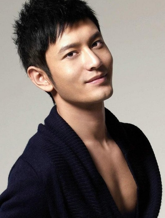 Khối tài sản của Huỳnh Hiểu Minh sẽ được chia đều cho con trai Tiểu Hải Miên và con gái út vừa mới chào đời. Ảnh: Người Lao Động.