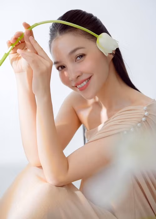 Từ vóc dáng, gương mặt đến làn da của Hiền Thục đều khiến nhiều người phải ghen tỵ.