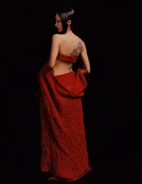 Sau khi sinh nở, nữ giám khảo Rap Việt vẫn sở hữu thân hình thon gọn. Ảnh: FB Suboi.