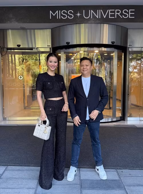 Nói về mối quan hệ với ông Valentin Trần khi được một khán giả hỏi, Hương Ly phản hồi: "Nếu có chuyện cặp kè, tôi không vào đây chất vấn làm gì. Mr. Valentine là bạn của tôi". Ảnh: FB Hương Ly.