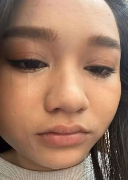 Mới đây, diễn viên Trúc Anh cho biết, cô phải điều trị theo đơn thuốc của bác sĩ để điều trị trầm cảm ở mức độ trung bình. Ảnh: FB Trúc Anh.