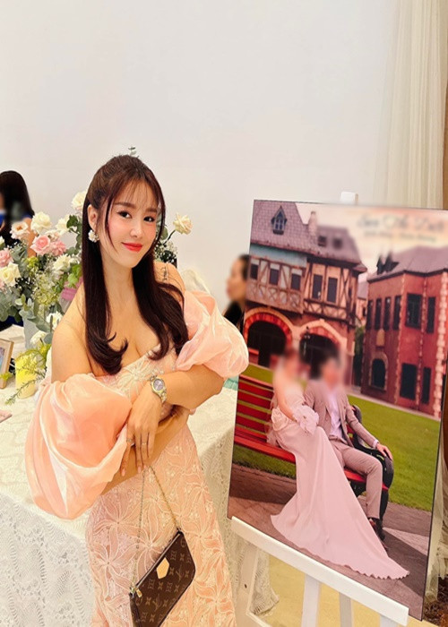 Không ít người hâm mộ khen ngợi Lê Phương "lão hóa ngược". Ảnh: FB Lê Phương.