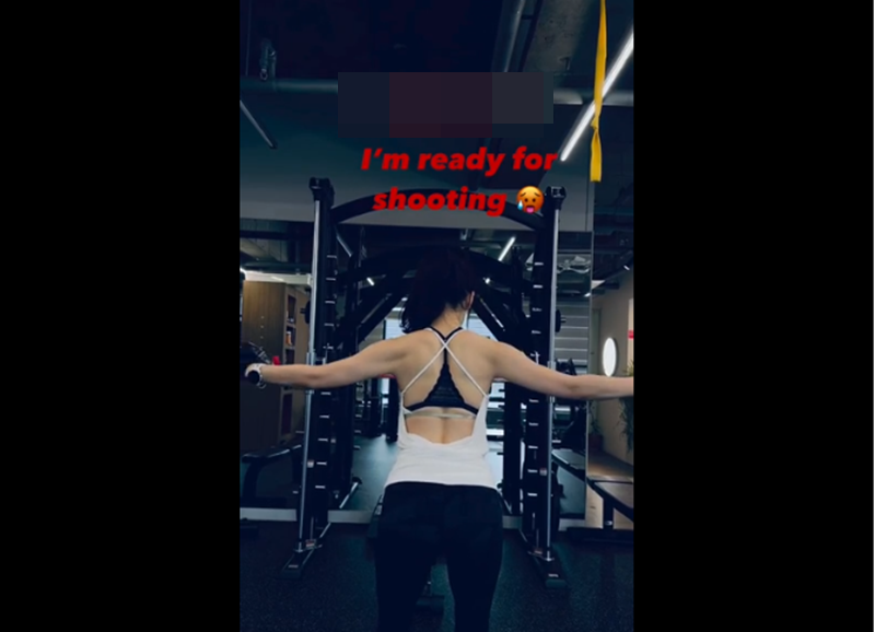 Mới đây, trên trang cá nhân, Son Ye Jin đăng tải diện trang phục tập luyện gợi cảm. Đây không phải là lần đầu tiên vợ Hyun Bin ăn mặc táo bạo. Ảnh: Instagram Son Ye Jin.