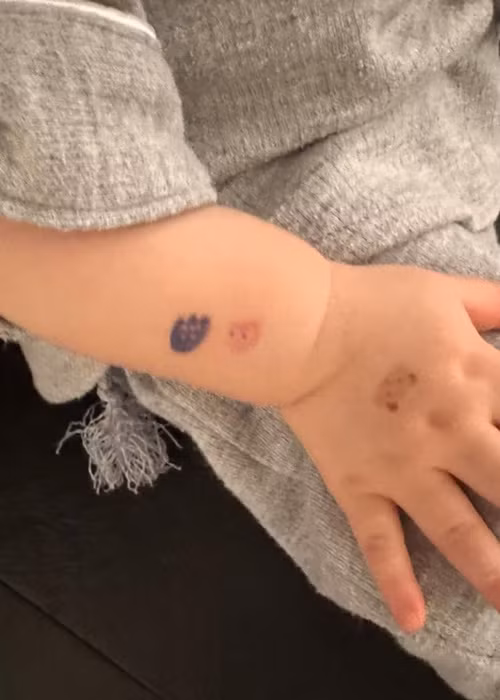 Con trai của Hyun Bin - Son Ye Jin chào đời vào cuối năm 2022, được nhiều nghệ sĩ tiết lộ có gương mặt kháu khỉnh. Ảnh: Instagram Son Ye Jin.