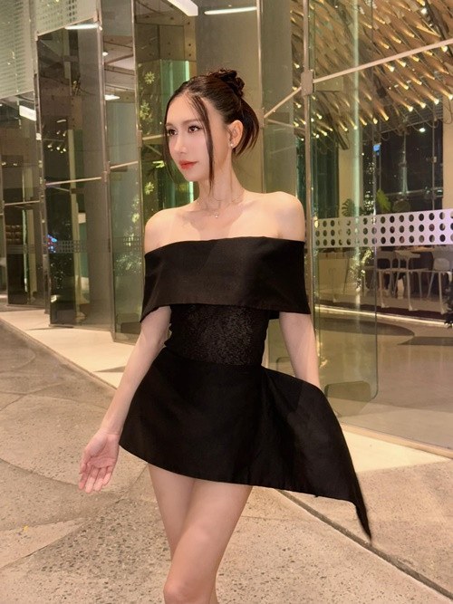 "Quá khứ tôi có nói không tham gia nhưng giờ tôi “lật mặt” xíu vì giờ tôi đã tự tin hơn rồi", nữ ca sĩ cho biết.