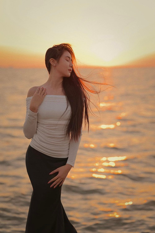 Theo Gia Đình Xã Hội, Mỹ Dung đã tốt nghiệp chuyên ngành Diễn viên kịch - điện ảnh tại Trường ĐH Sân khấu - Điện ảnh TP HCM.