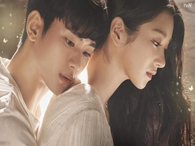 Khi đóng Điên thì có sao, Kim Soo Hyun đã nhận được 2.6 triệu USD (65 tỷ đồng). Ảnh: Thể Thao Văn Hóa.