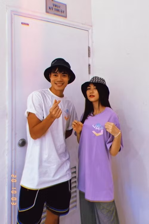 Phía Văn Toàn bày tỏ, anh rất may mắn khi gặp được Hòa Minzy. Ảnh: FB Văn Toàn.