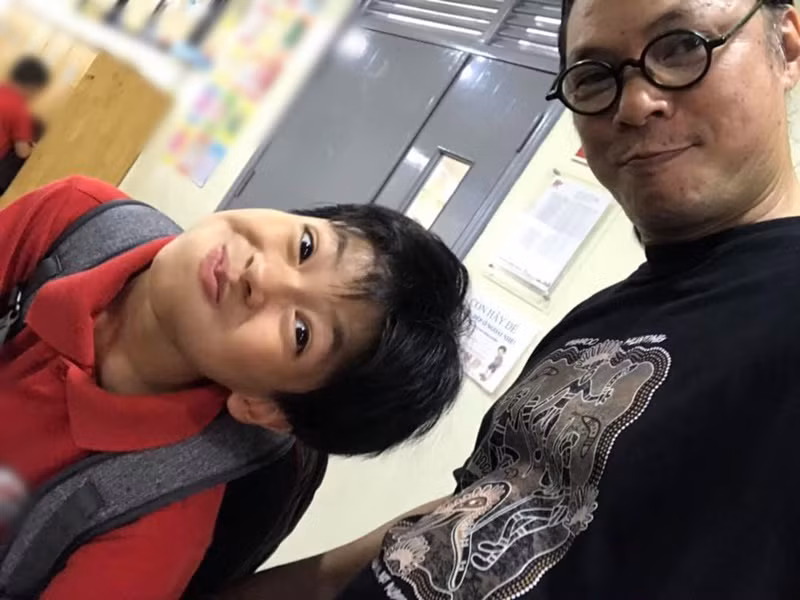 Sau Bố ơi, mình đi đâu thế mùa đầu tiên, con trai Trần Lực tập trung vào việc học tập. Ảnh: FB Trần Lực.