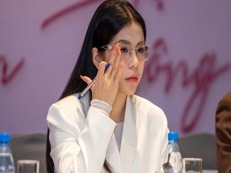 Theo Sở VH&amp;TT TP Hà Nội, ngày 13/3, Sở tiếp nhận đơn xin phép họp báo của Công ty Cổ phần Tập đoàn Chị em rọt với nội dung: “Giải đáp và làm rõ những vướng mắc của người tiêu dùng liên quan đến sản phẩm “Thực phẩm bổ sung Supergreens Gummies - tên thường gọi “Kẹo rau củ Kera”. Ảnh: Znews.