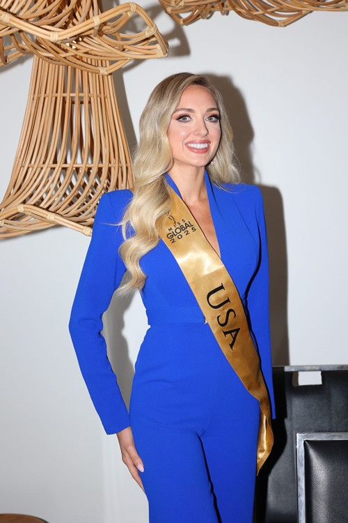 Người đẹp đến từ Mỹ từng đoạt á hậu 4 Hoa hậu Quốc tế 2015.