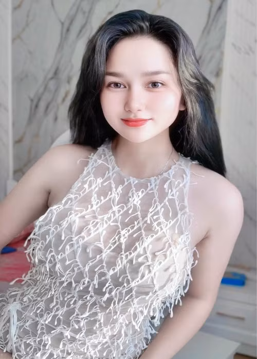 Huỳnh Như không ít lần khoe được Khánh Đơn chiều chuộng.