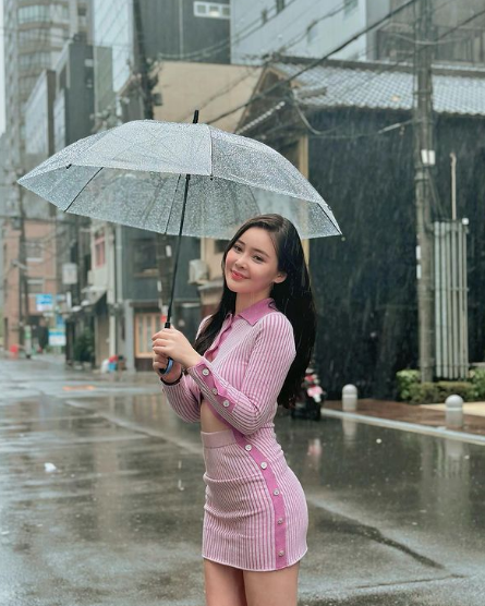 Không hoạt động trong giới giải trí nhưng Thái Thảo Nguyên vẫn là cái tên được cộng đồng mạng quan tâm.