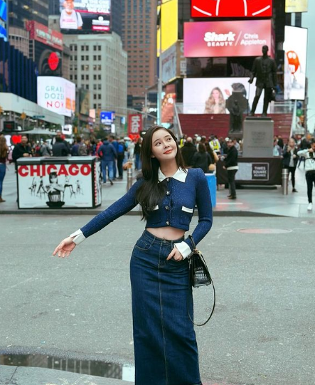 Thái Thảo Nguyên có nhiều chuyến đi du ngoạn xa hoa khắp trong, ngoài nước, cô thường xuyên khoe lên trang cá nhân của mình.