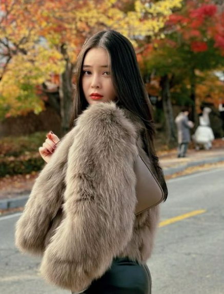 Sau khi tốt nghiệp hot girl Thái Thảo Nguyên được nhận xét ngày càng xinh đẹp, gợi cảm hơn trước.