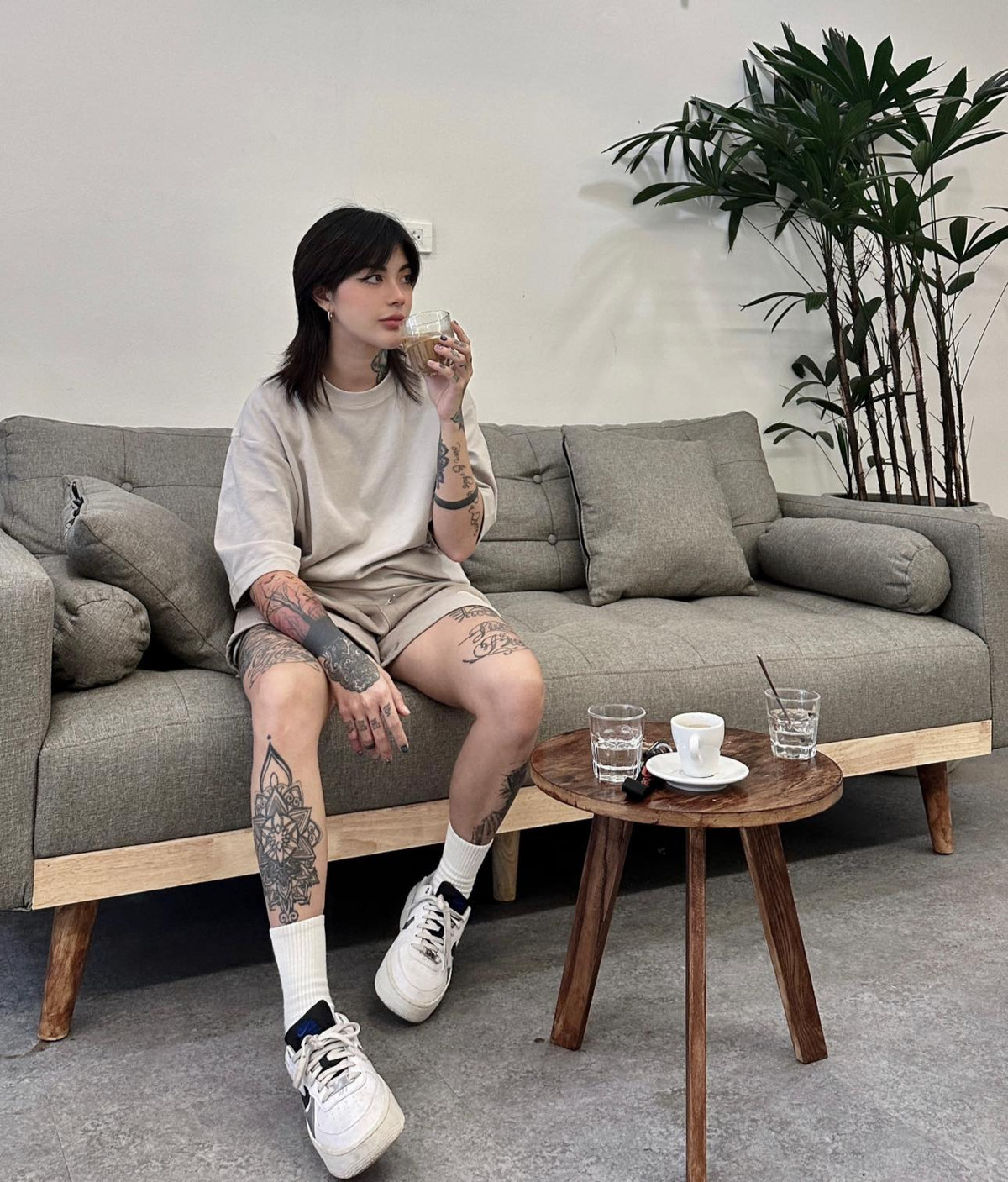 Vượt qua mọi lời dị nghị, Lee Zin vẫn theo đuổi và đam mê với nghề.