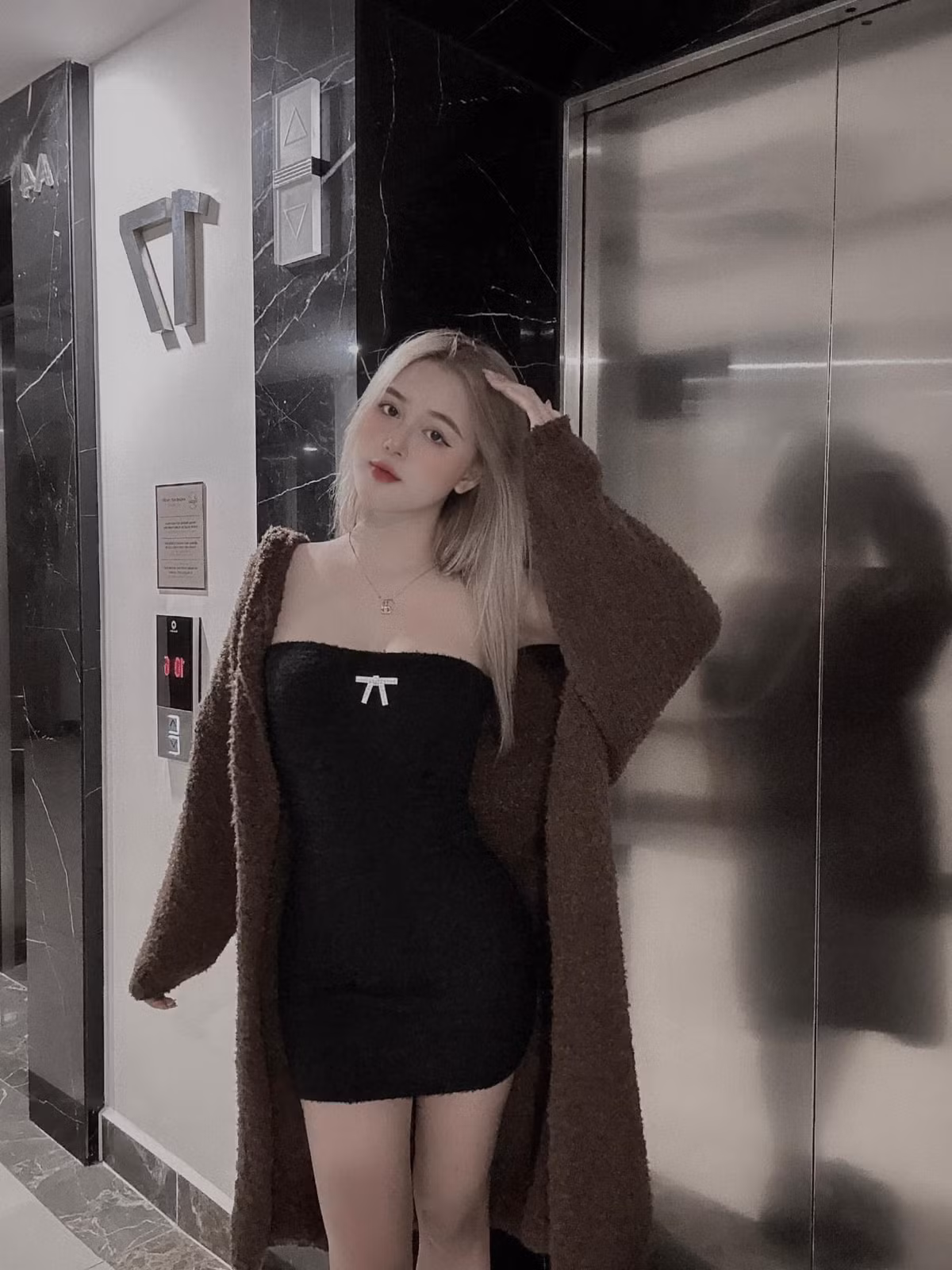 Diễm Quỳnh được đánh giá là một trong những nàng WAG gợi cảm nhất trong giới cầu thủ Việt.