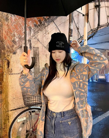 Hiện tại trang cá nhân Instagram của cô đang có gần 500 ngàn người theo dõi.