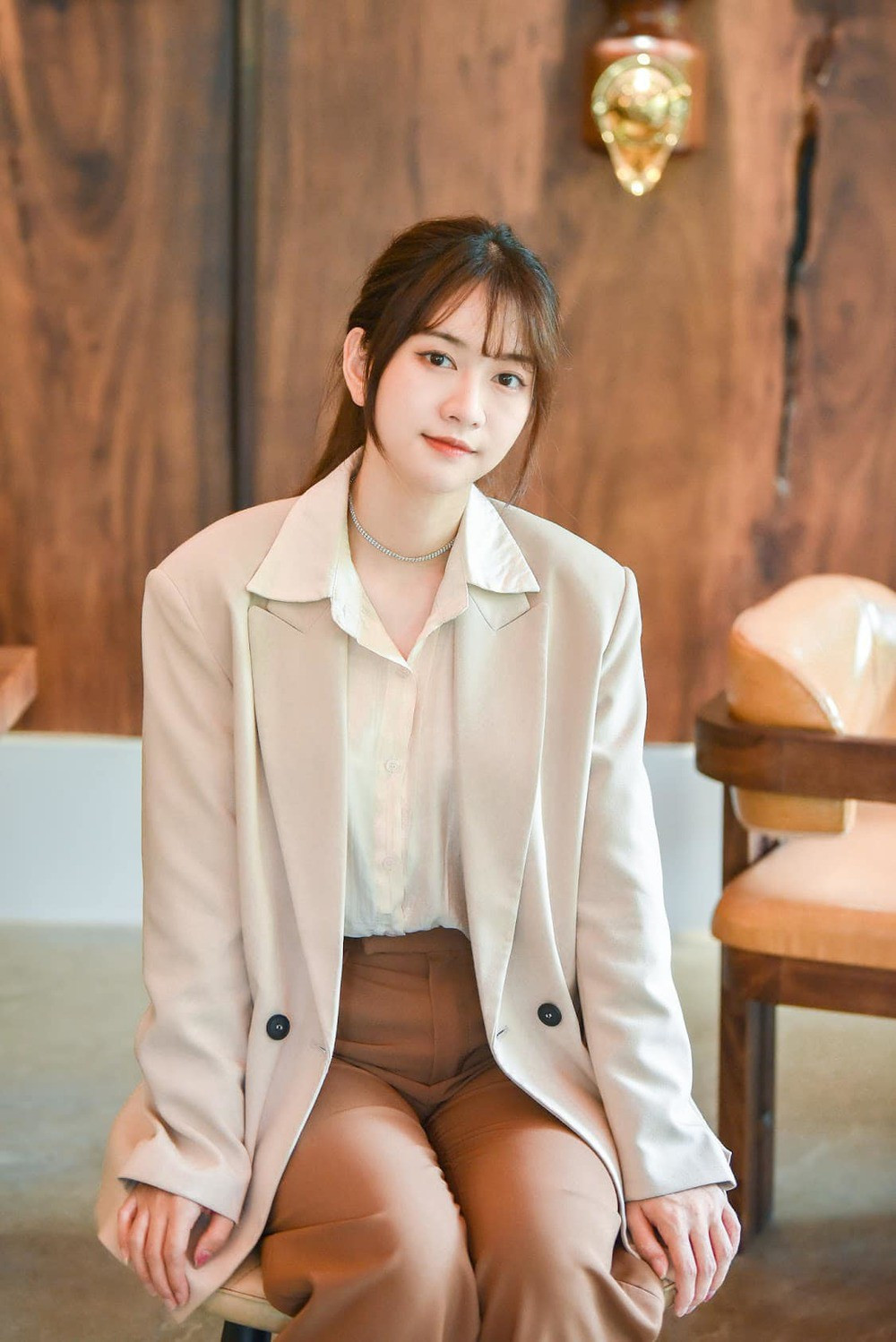 Trước khi trở thành MC, Lê Bống từng gây nhiều ý kiến trái chiều vì phong cách phóng khoáng, ít người dám thử.